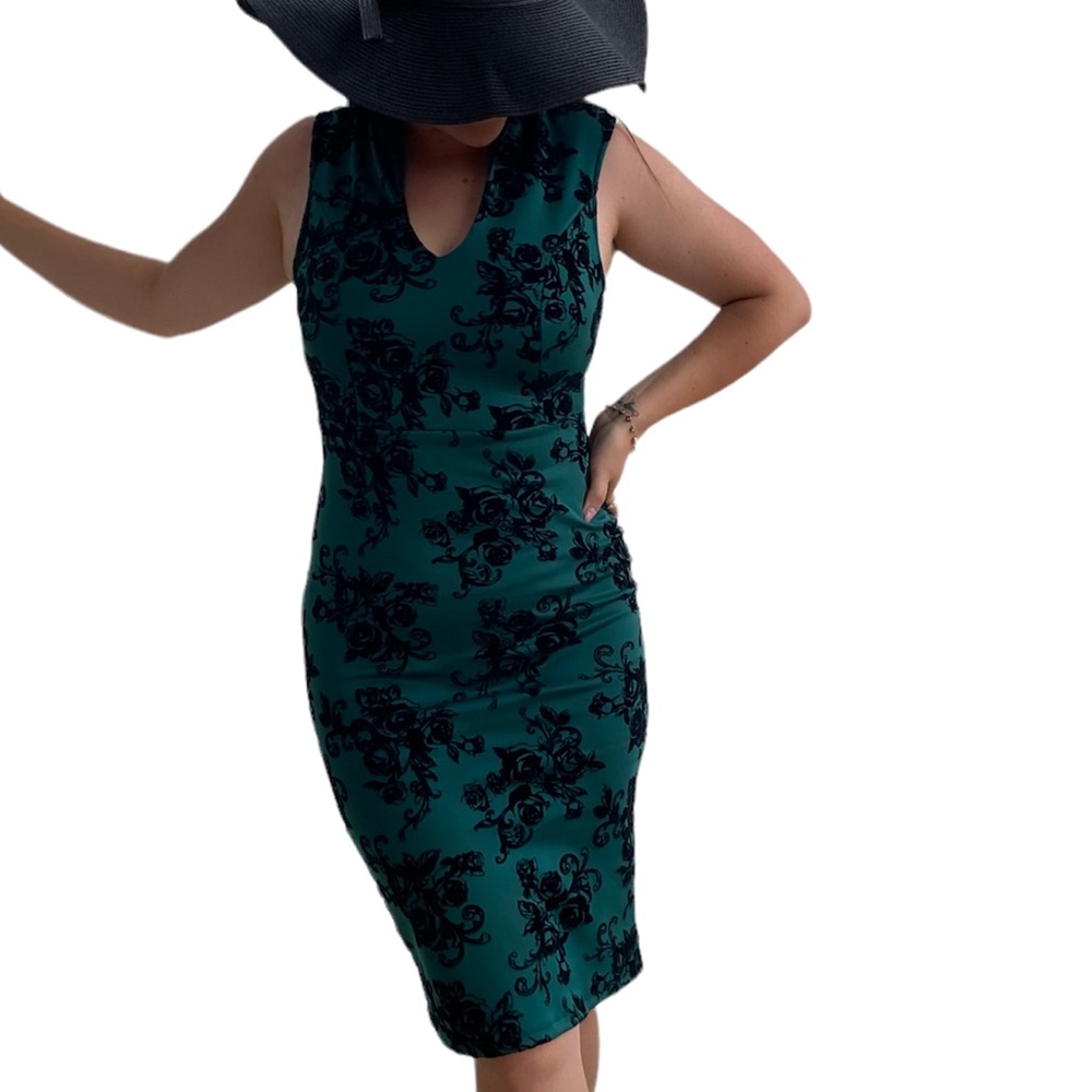 Almost famous dress